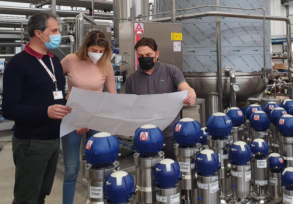 some of the A DUE R&D team members in action Some of the A DUE R&D team members in action